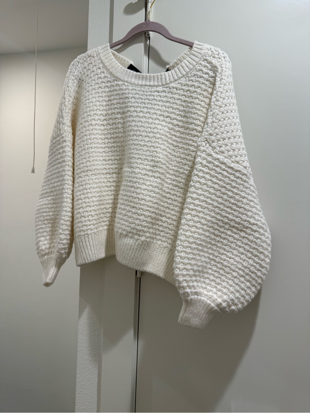 ARULA Cream Textured Balloon-Sleeve Crew Sweater